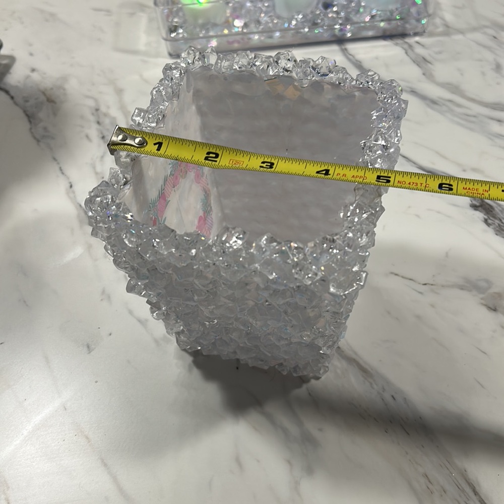 Iridescent Gem Container - Picture 4 of 8